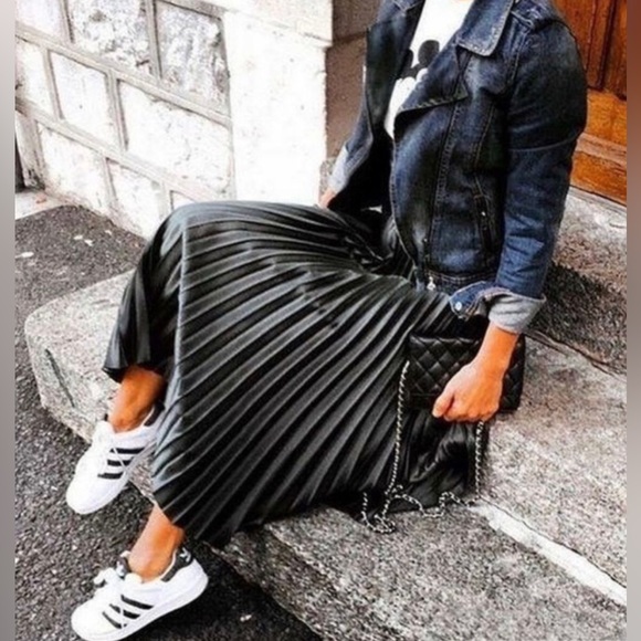 ZARA Green Pleated Skirt - Picture 15 of 15